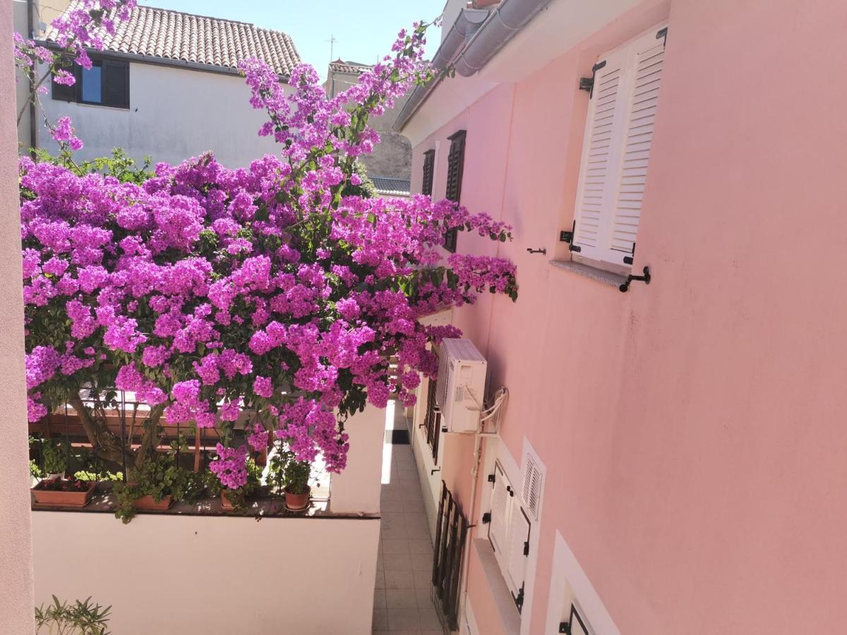 Holiday House Letizia Premantura Ngoại thất bức ảnh